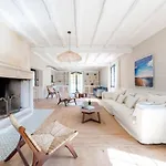 Somptueuse Sous Les Pins Villa