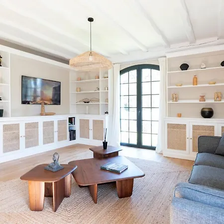 Somptueuse Sous Les Pins Villa