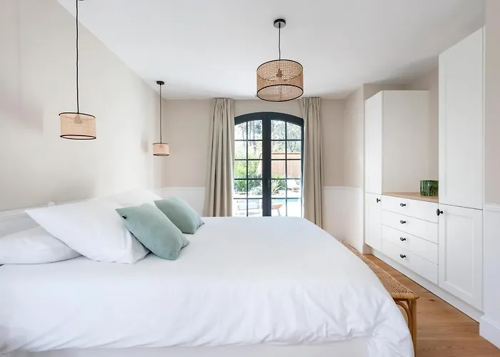 Villa Somptueuse Sous Les Pins *