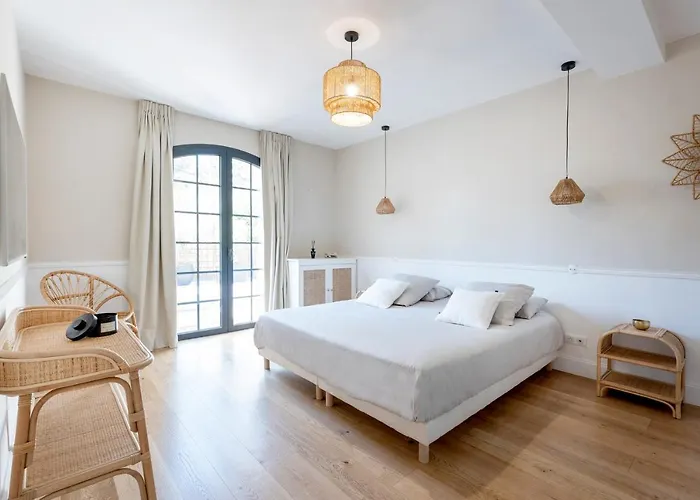 Villa Somptueuse Sous Les Pins *