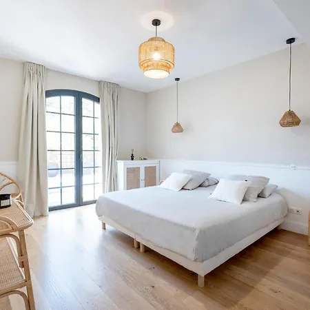 Villa Somptueuse Sous Les Pins *